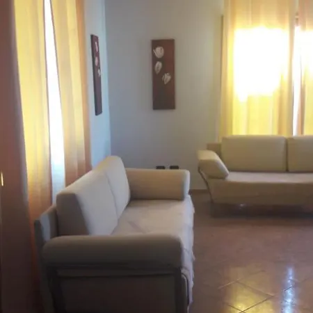 Holiday home Giuli Giu *